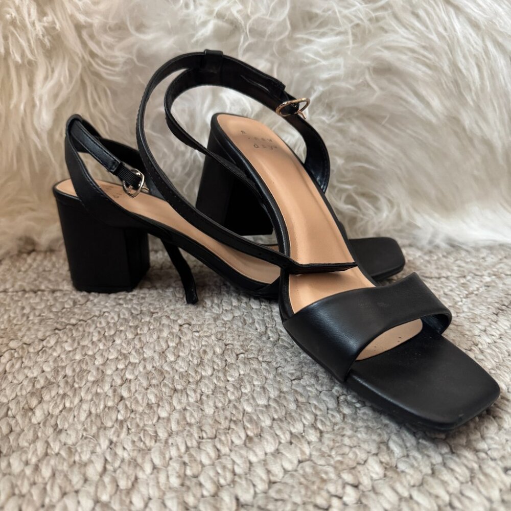 A New Day Black Ankle Strap Sandals Block Heel | Size 7.5